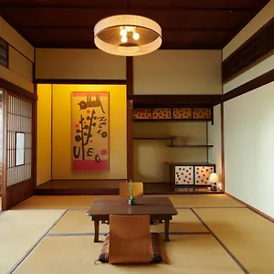 ** Ryokan Plum Japan