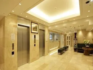 Check In Shijokarasuma Hotel Kyoto 3*,